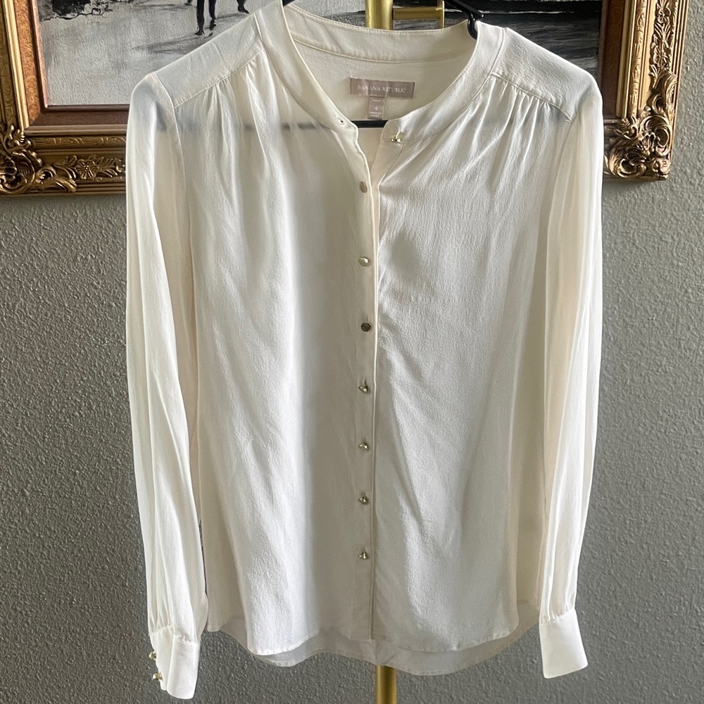 Banana Republic silk Ivory Long Sleeve Button-Down Blouse